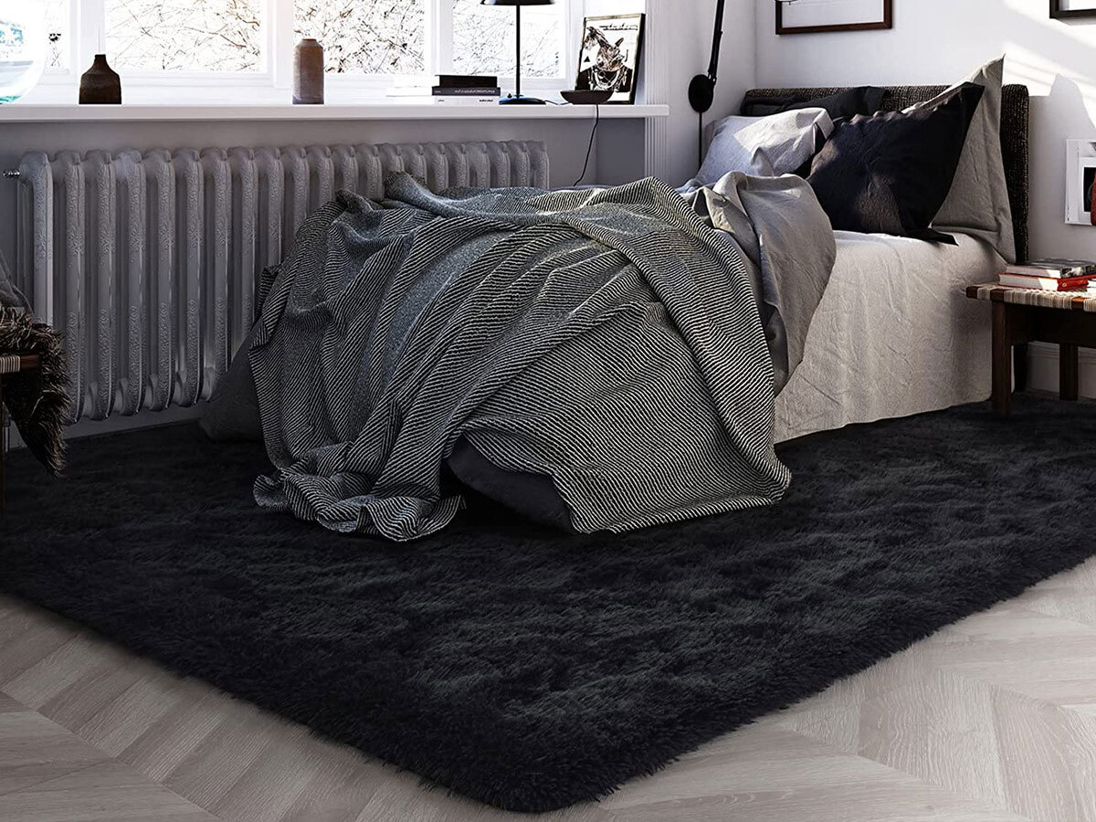 Luxe Plain Black Shaggy Rug