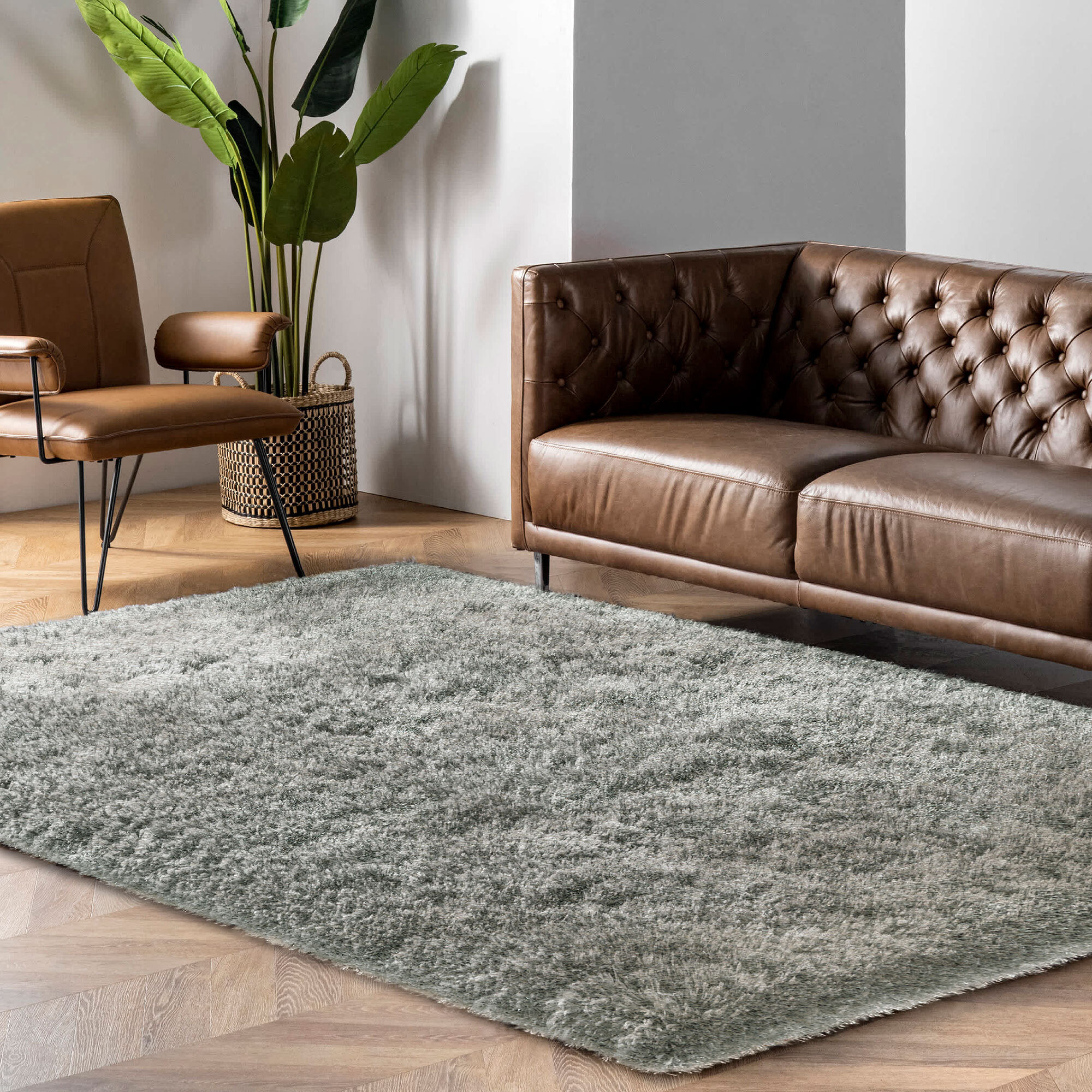 Large View Luxe Plain Silver Shaggy Rug