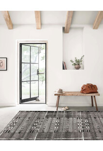 Aperto Black Tribal Pattern Rug