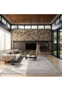 Fendi Traditional Medallion Rug