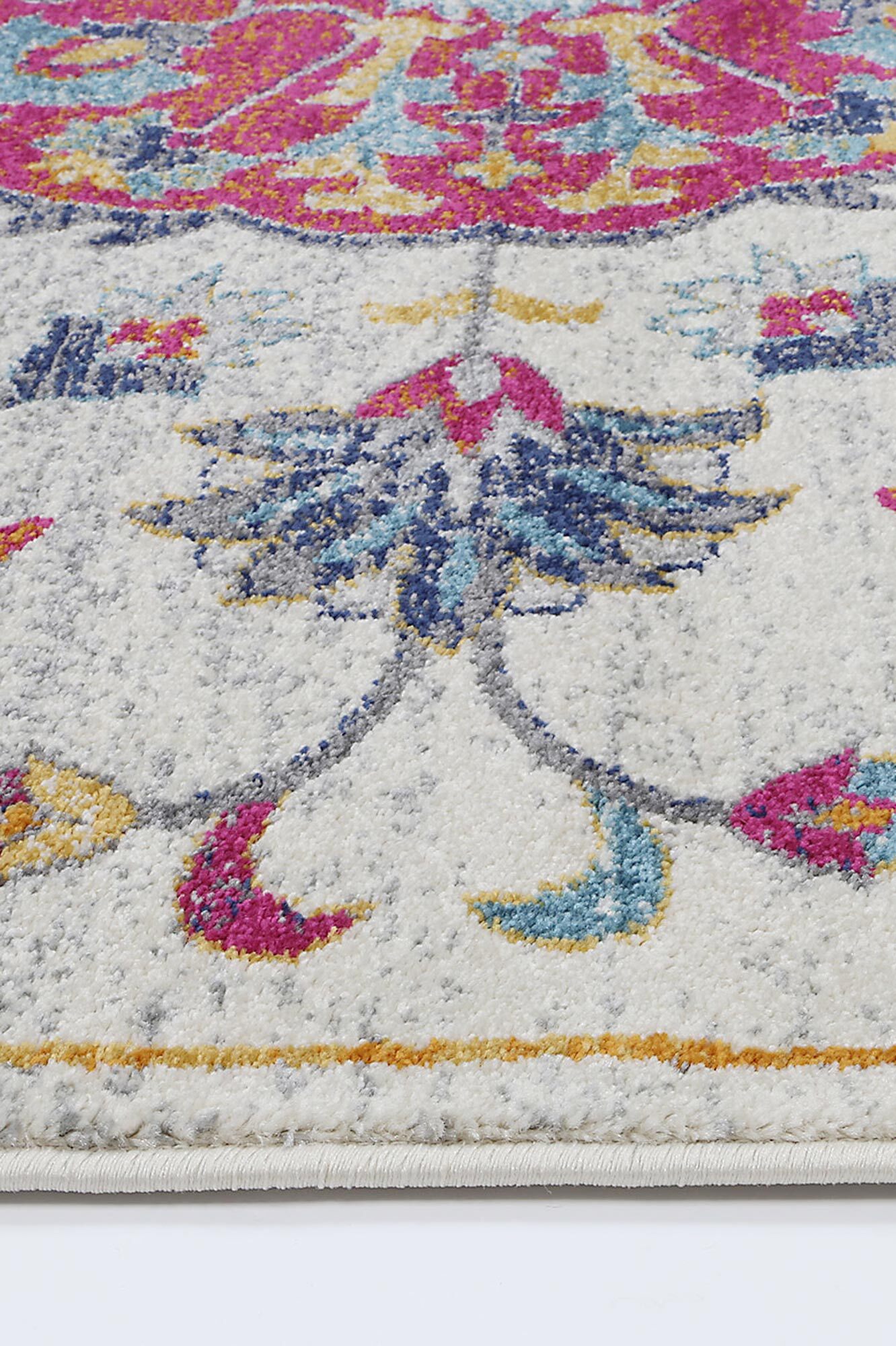 Large View Donna Traditional Medallion Rug