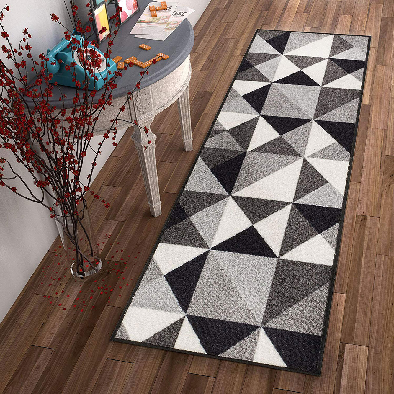 Atlanta Geometric Triangle Grey Rug