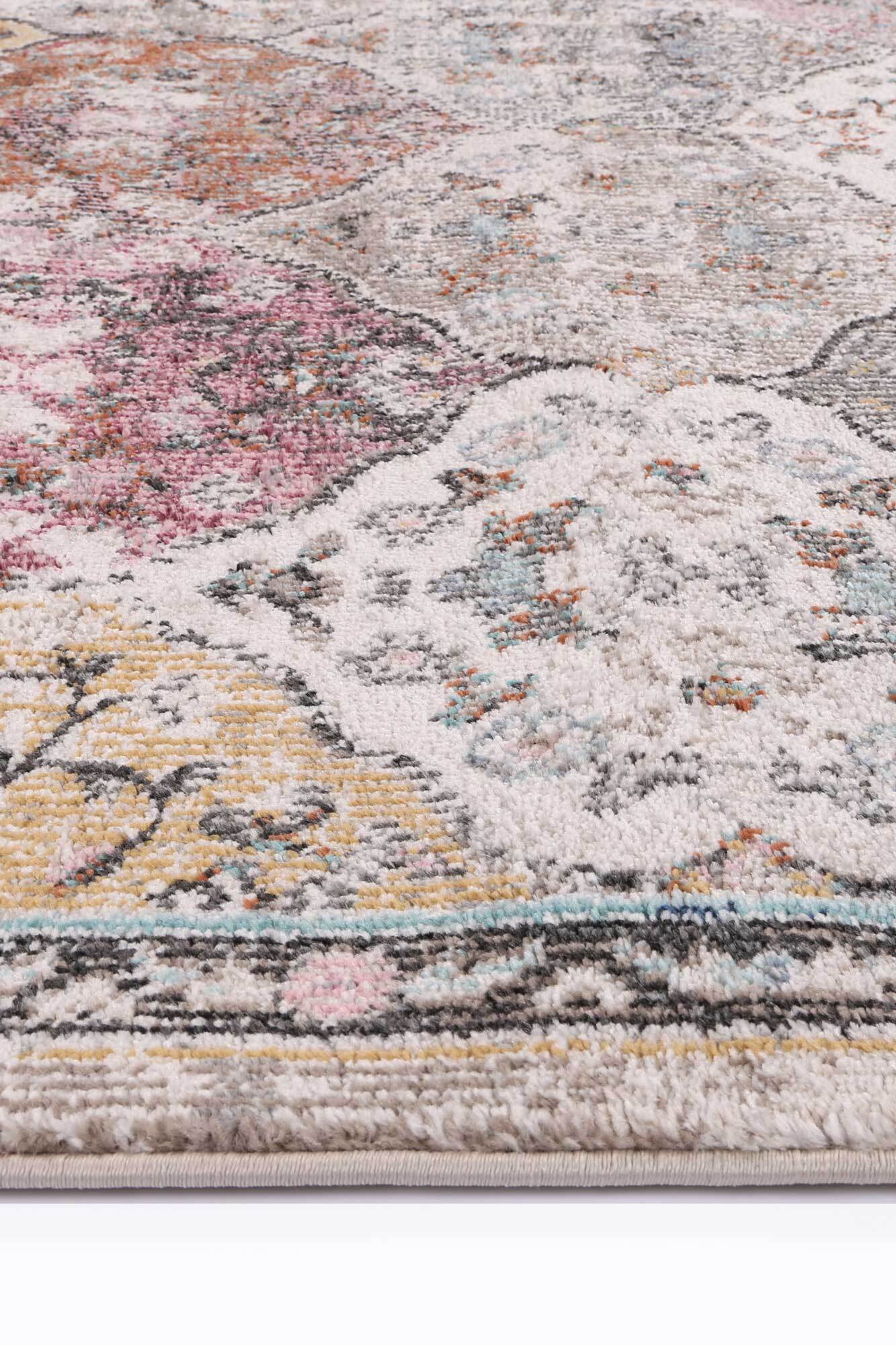 Alani Traditional Geometric Rug