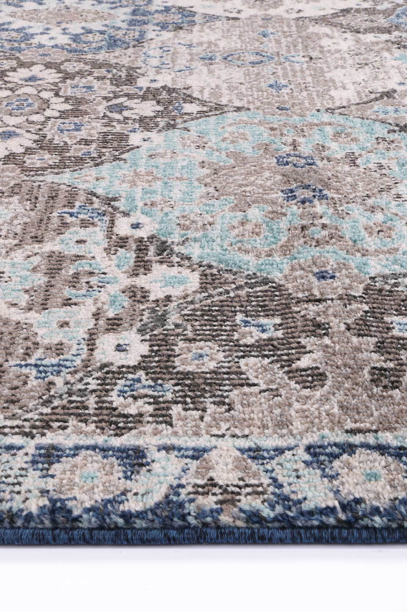 Large View Alani Traditional Geometric Rug