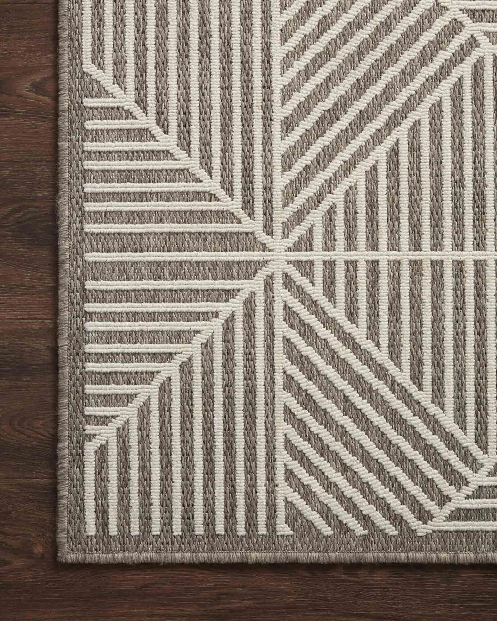 Alfresco Geometric Patio Rug