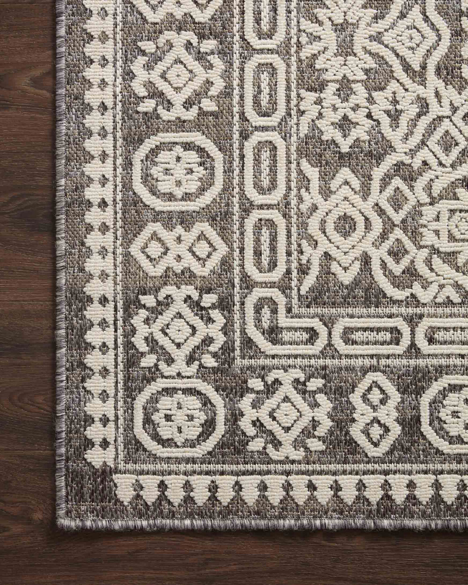 Large View Alfresco Medallion Patio Rug
