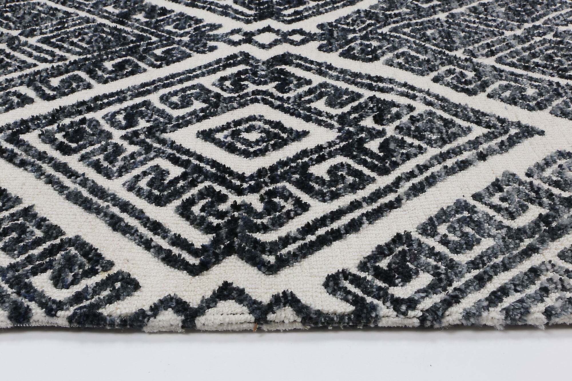 Amir Diamond Flatweave Rug