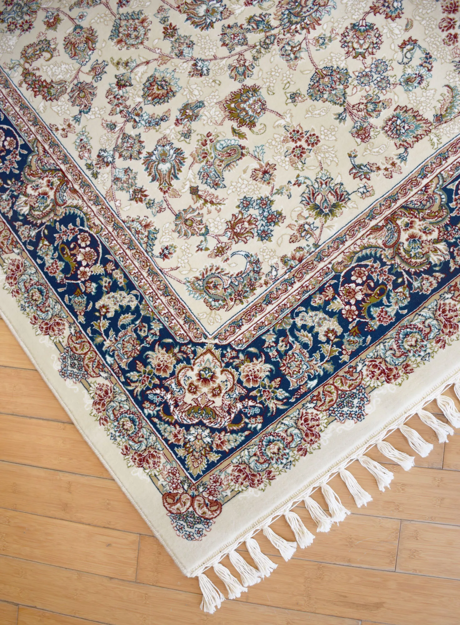 Aurora Traditional Rug