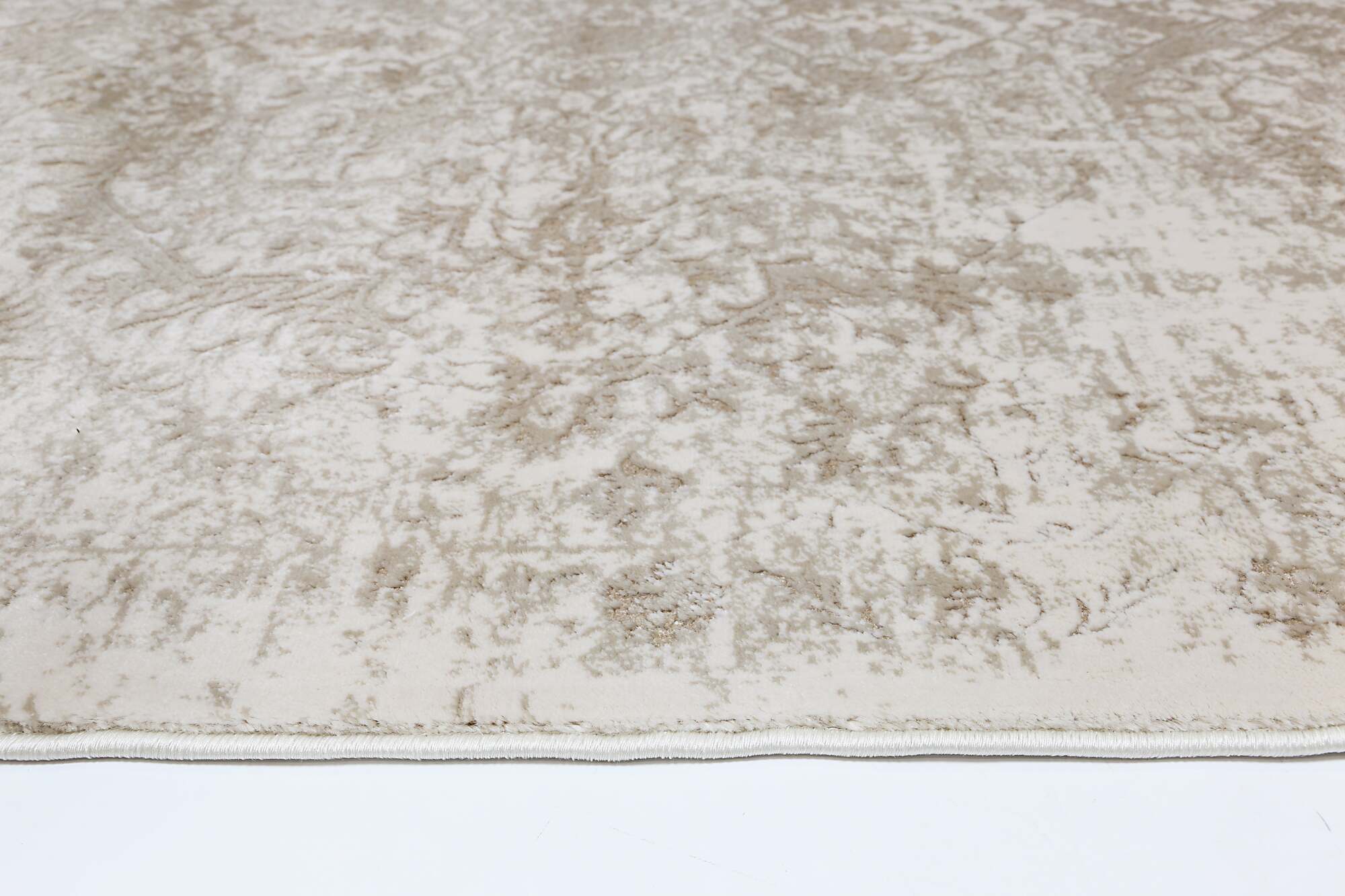 Large View Bari Traditional Medallion Rug