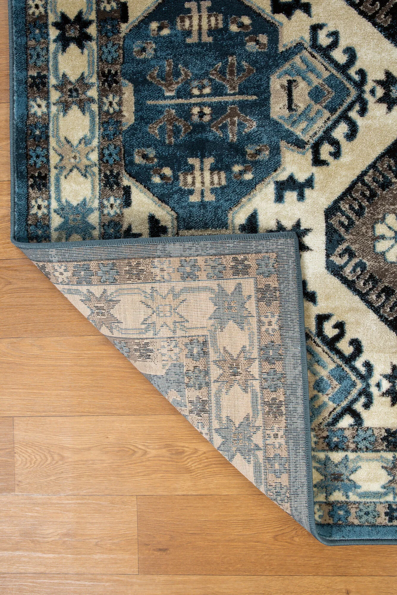 Bliss Traditional Geometric Rug