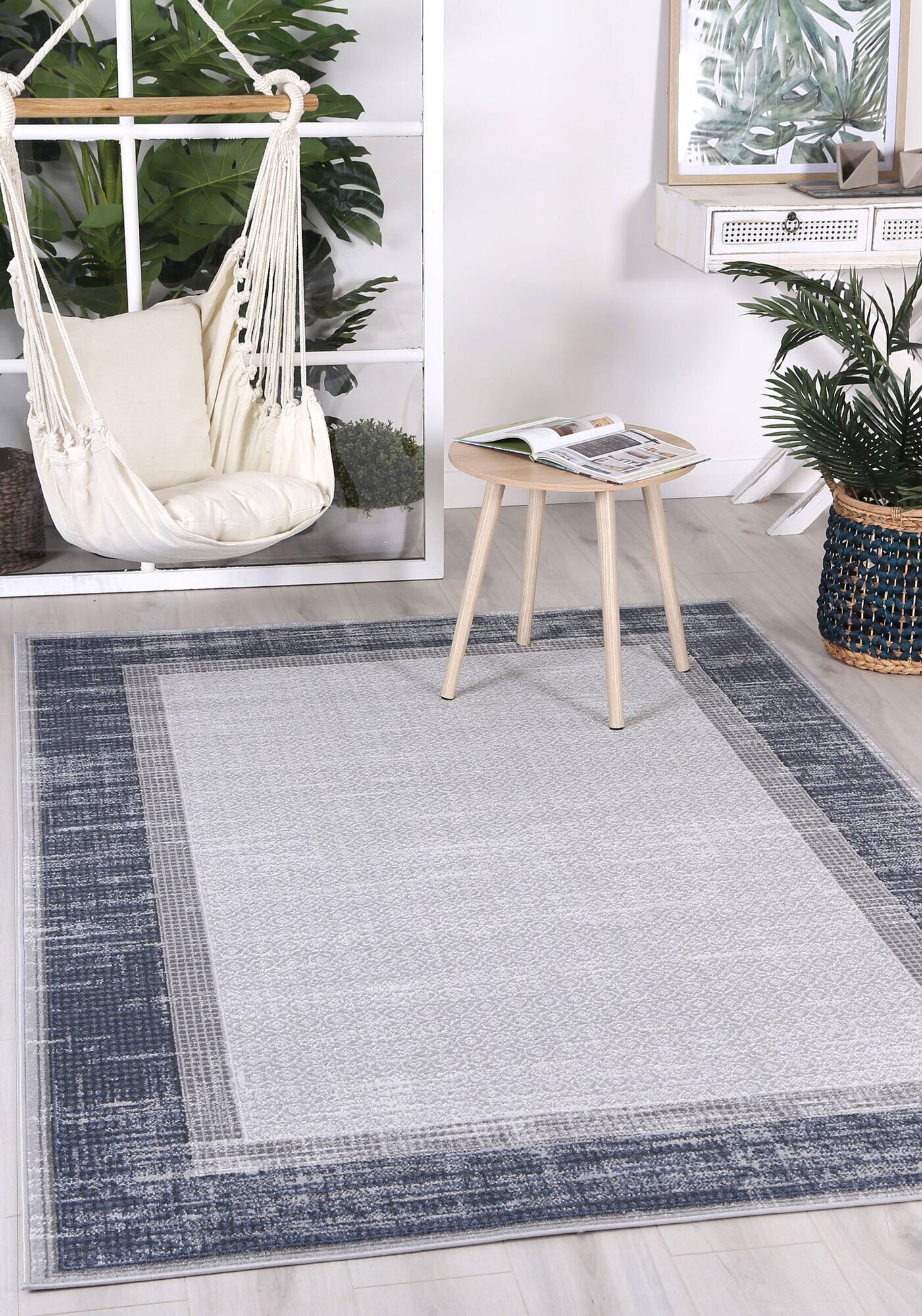 Casa Modern Border Rug