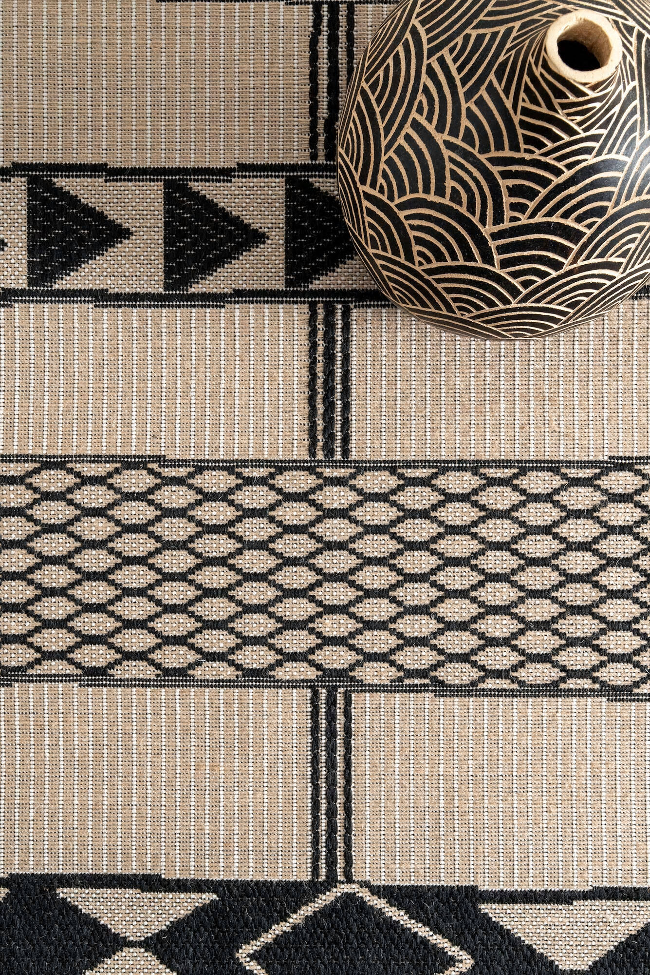 Carlo Flatweave Geometric Rug