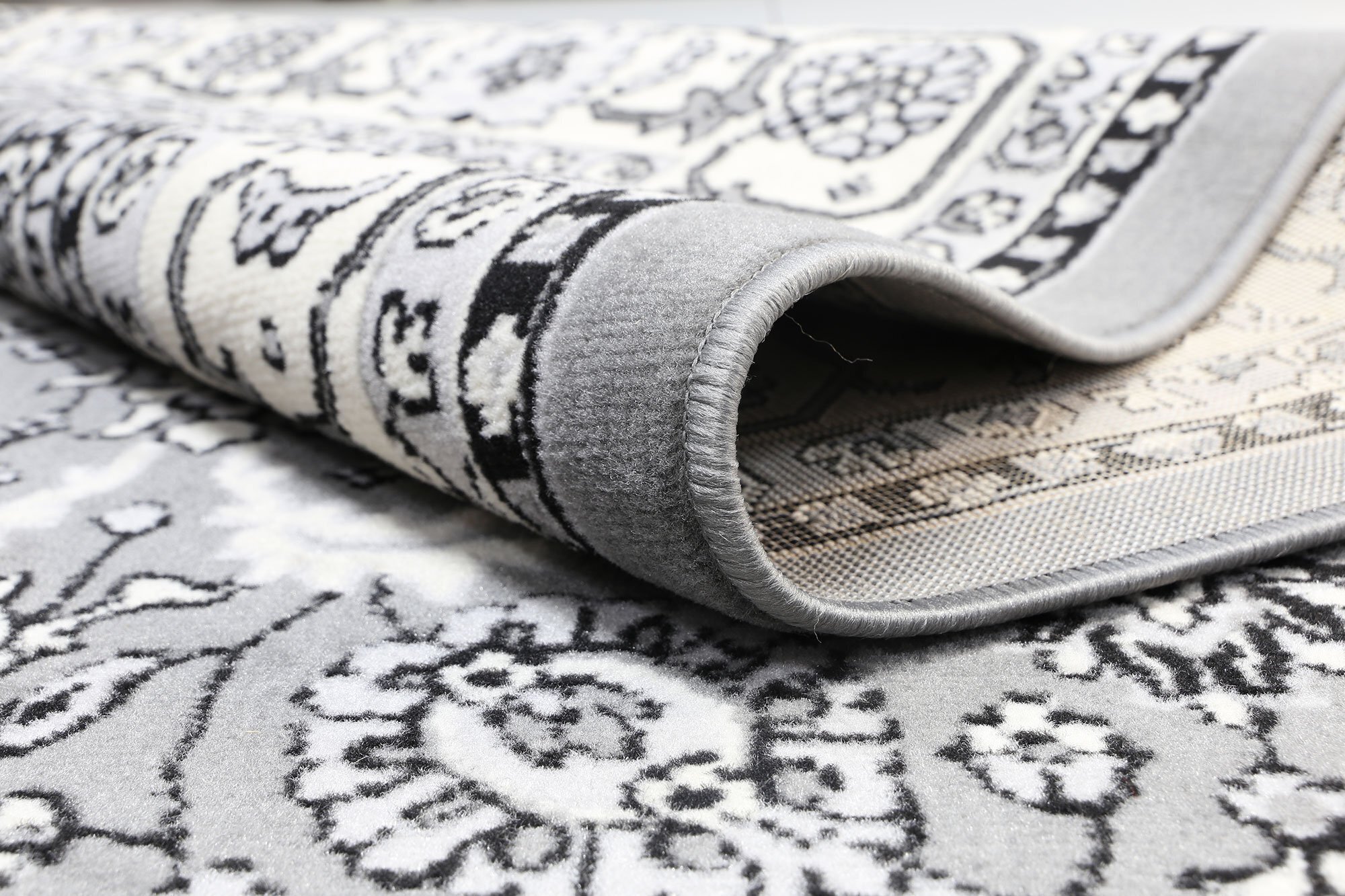 Emma Grey Traditional Floral Rug