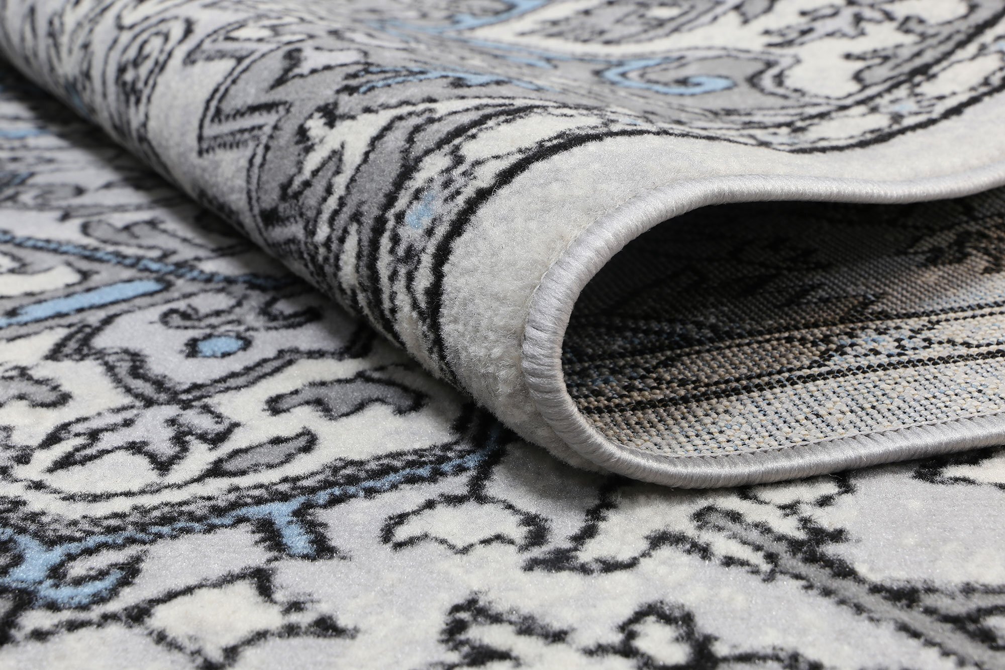 Large View Emma Traditional Rug