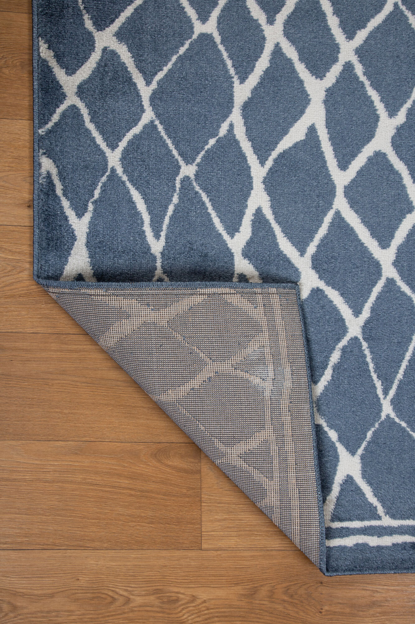 Large View Hebden Modern Trellis Rug