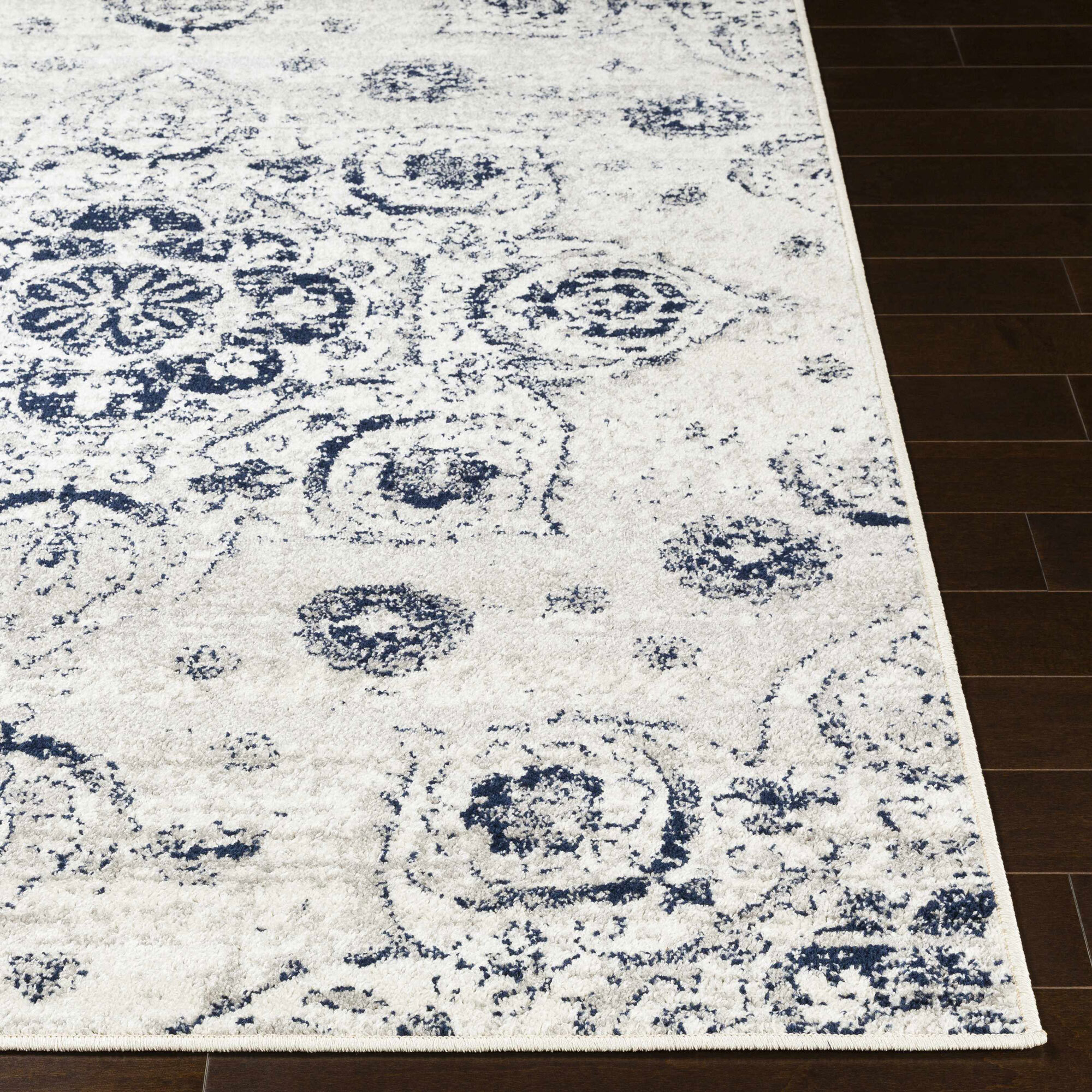 Jack Traditional Medallion Rug