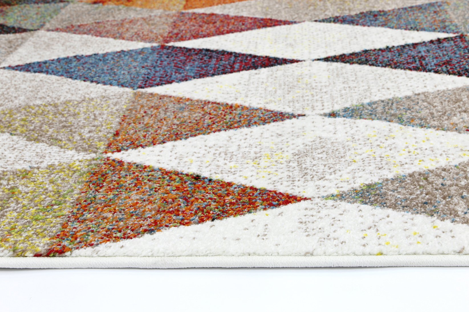 Juliet Modern Diamond Rug