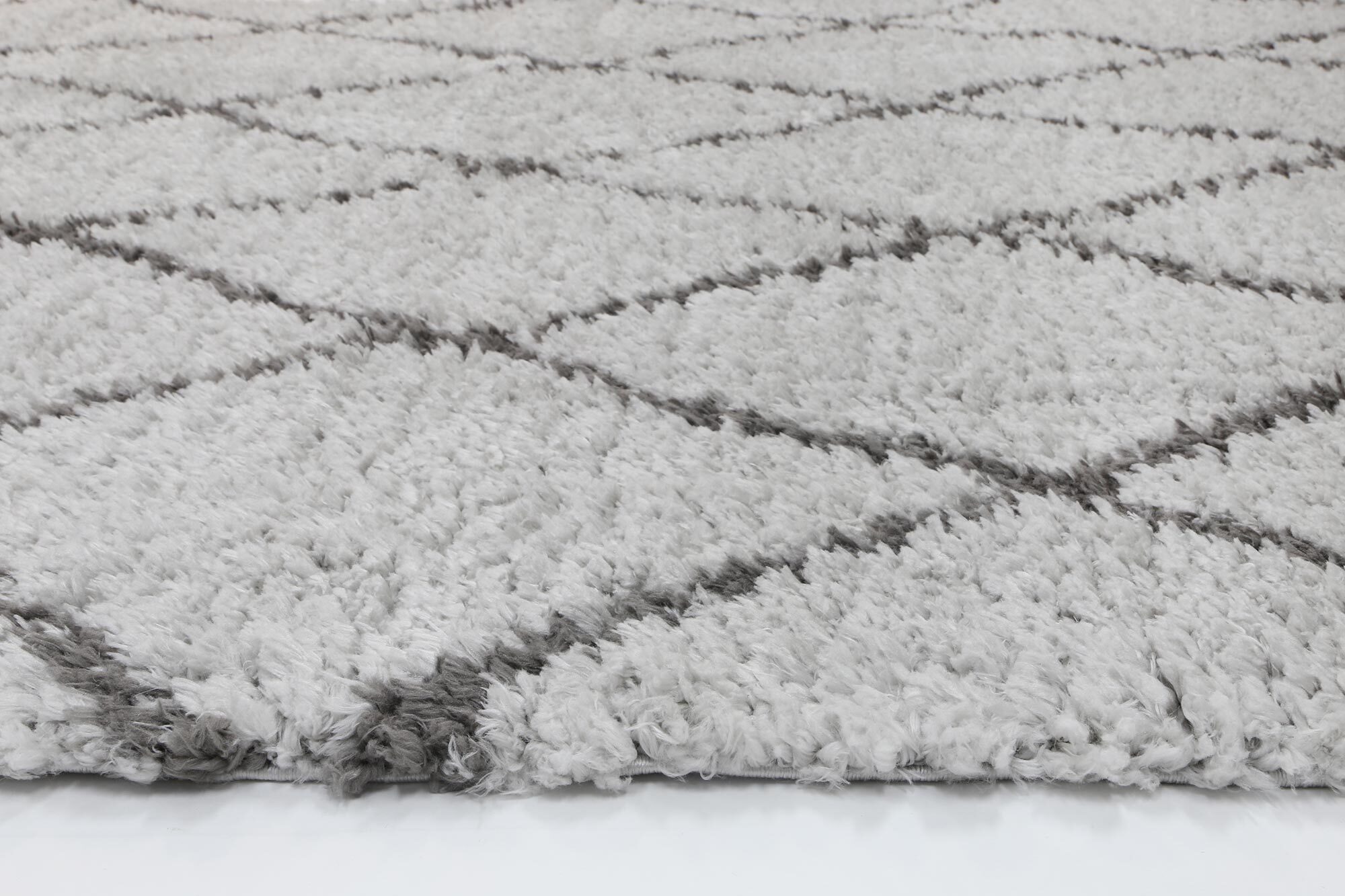 Maya Moroccan Trellis Shaggy Rug