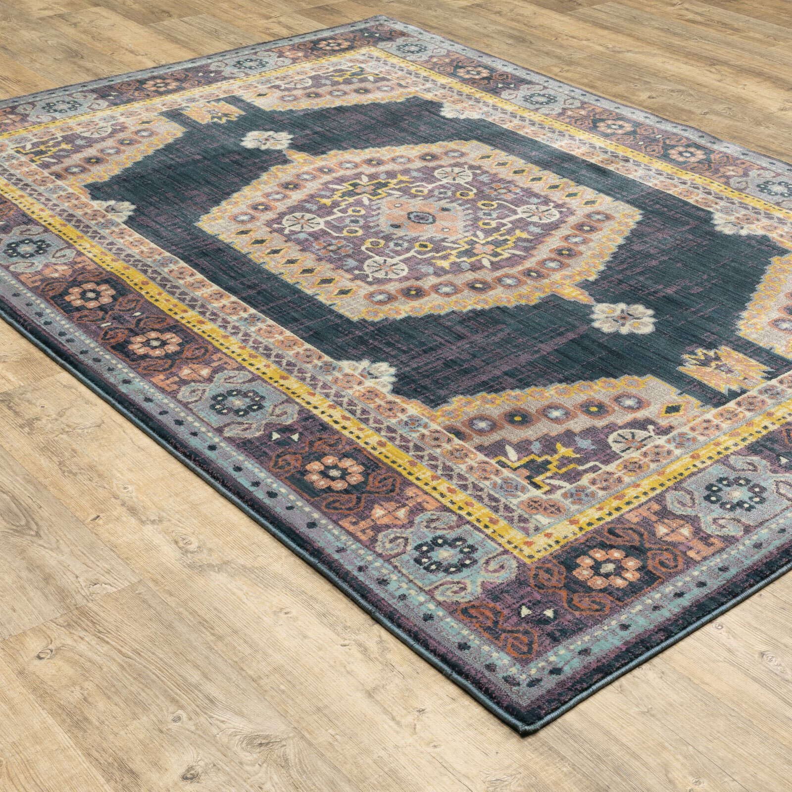 Myla Traditional Medallion Rug