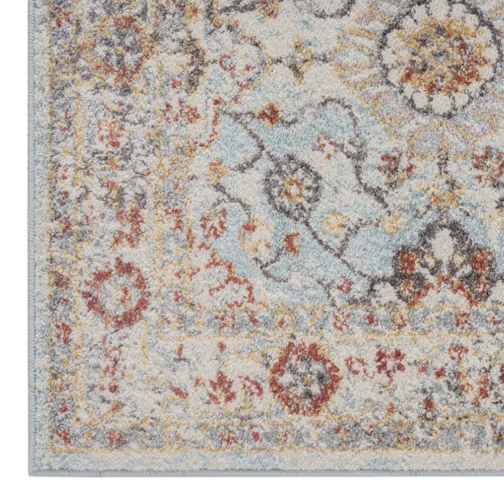 Nyle Traditional Floral Rug