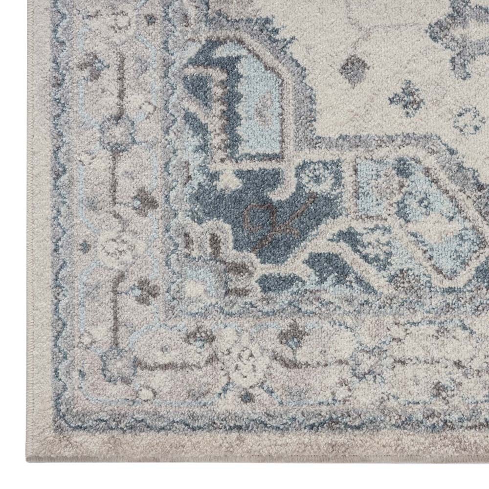 Nyle Traditional Medallion Rug