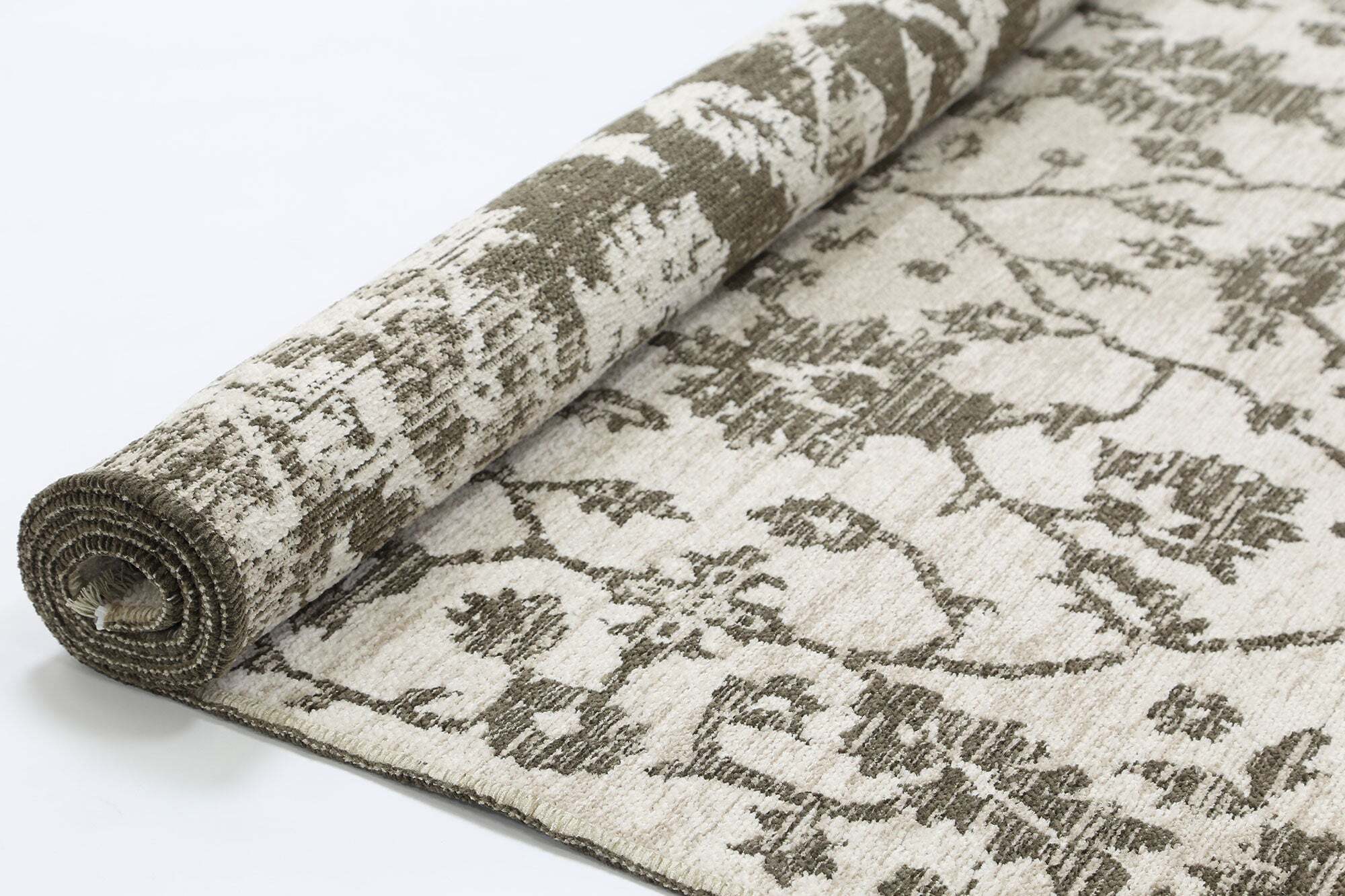 Large View Ryan Floral Transitional Rug