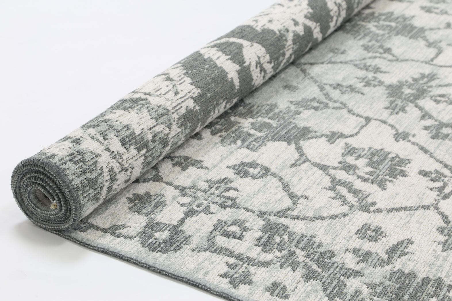 Large View Ryan Grey Transitional Floral Rug