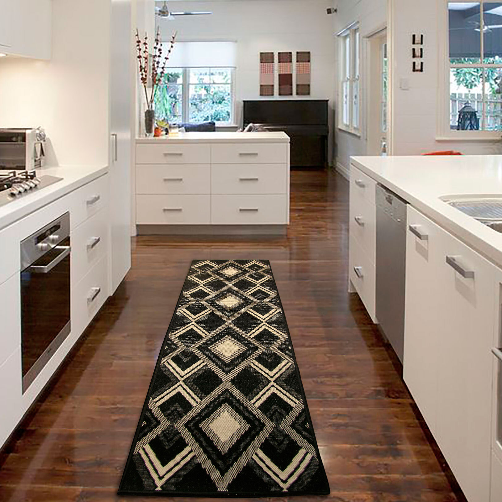 Storm Black Diamond Pattern Rug