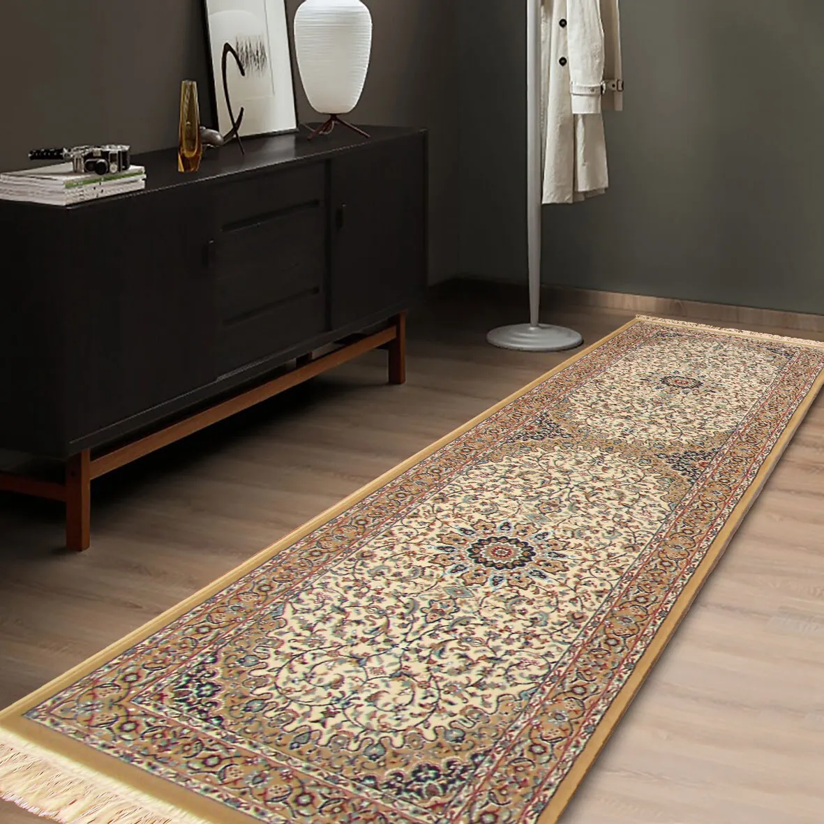 Tapis Traditional Medallion Rug