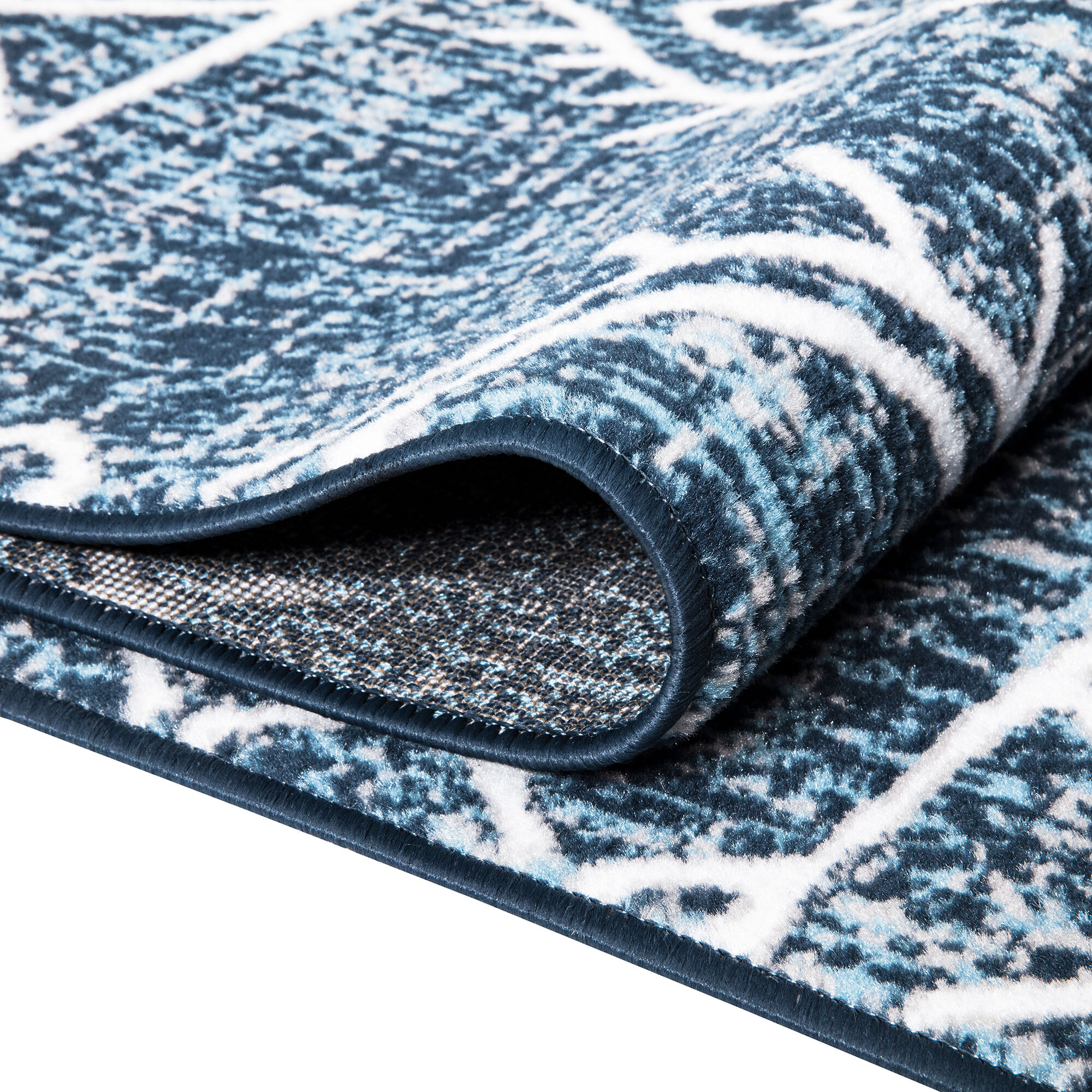 Large View Toni Diamond Pattern Rug