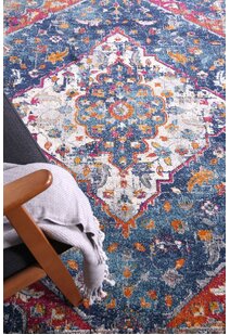 Donna Traditional Rug