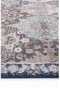 Alani Traditional Geometric Rug