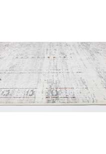 Bari Traditional Fringed Rug