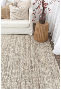 Chea Geometric Wool Rug