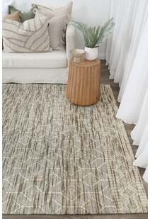 Chea Geometric Wool Rug