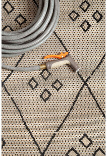 Carlo Diamond Pattern Rug