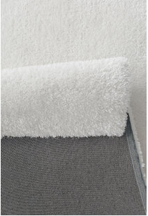 Luxe Plain Ivory Shaggy Rug