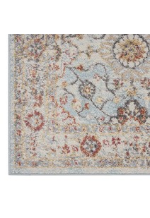 Nyle Traditional Floral Rug