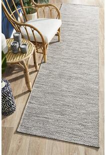 Terry Geometric Outdoor Rug