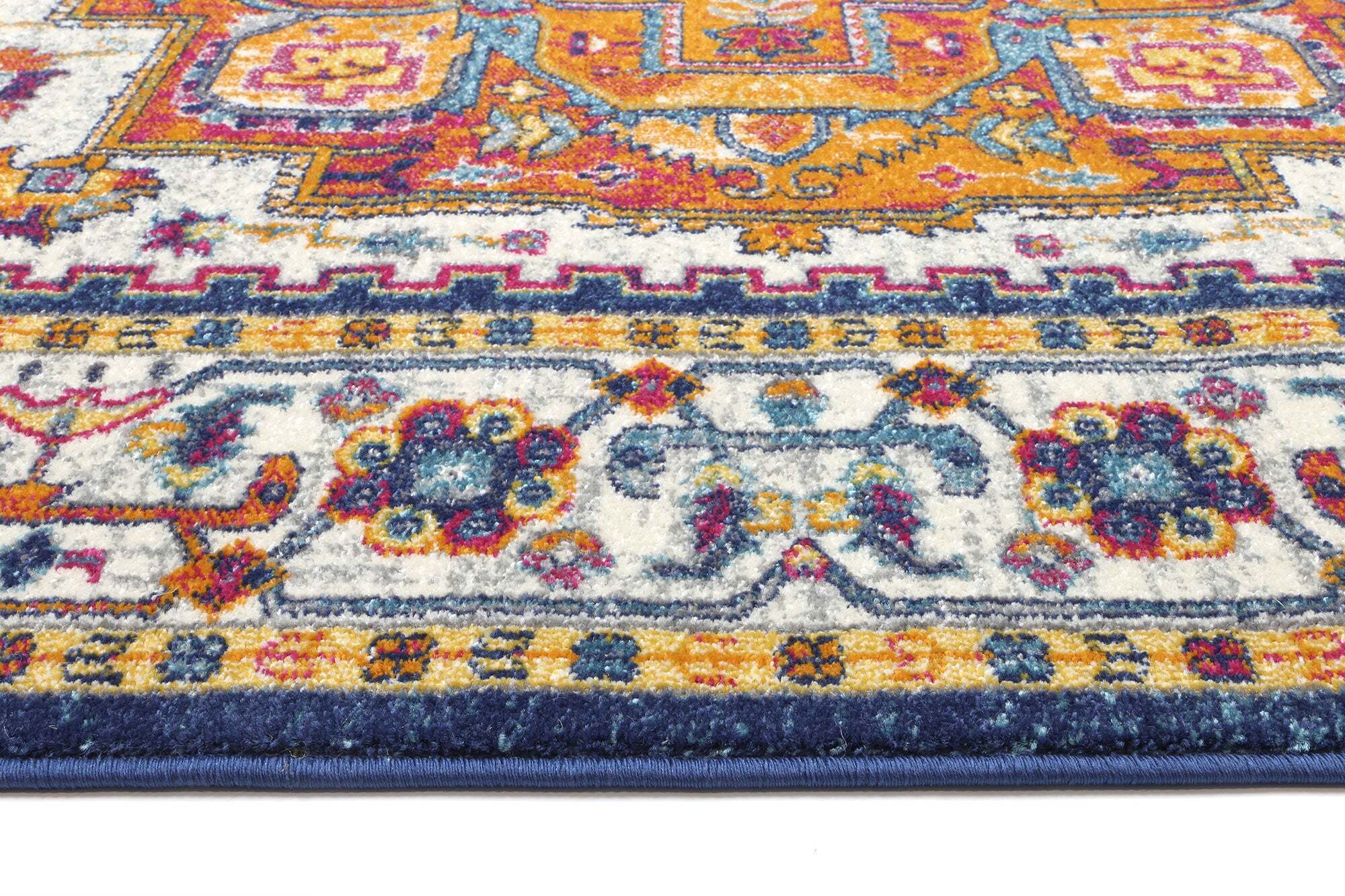 Donna Traditional Rug