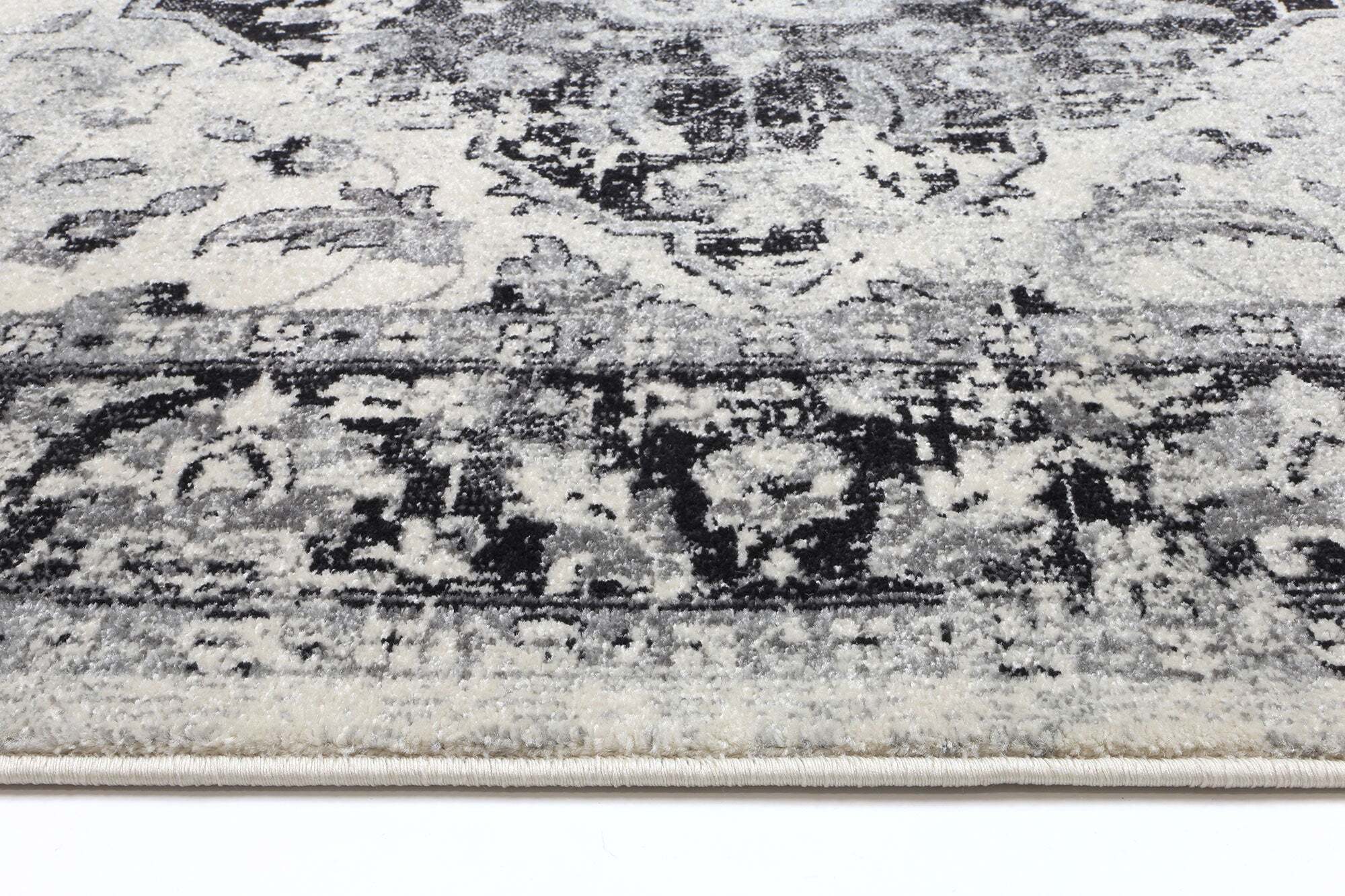 Donna Traditional Rug