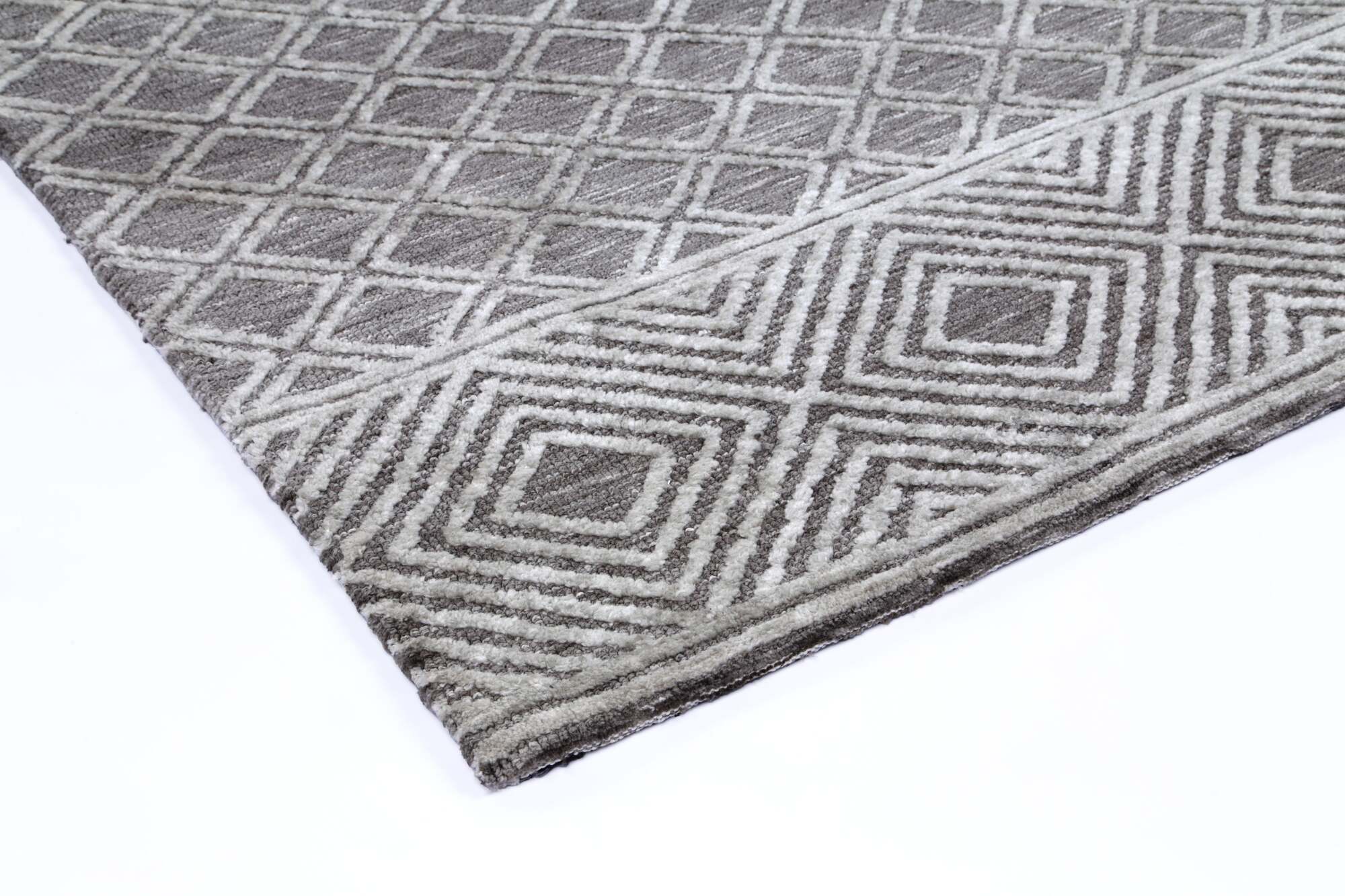 Large View Amir Geometric Flatweave Rug