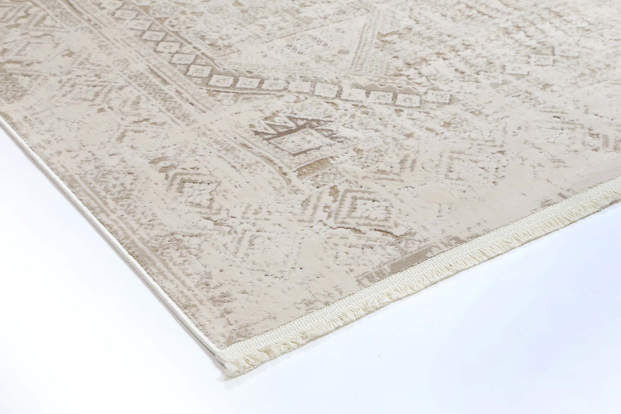 Large View Bari Traditional Medallion Rug