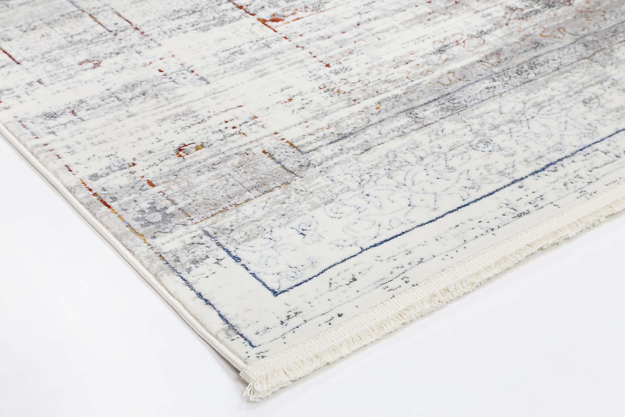 Bari Traditional Fringed Rug