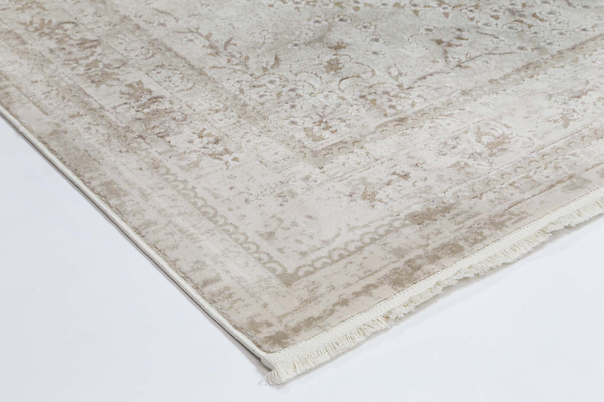 Bari Classic Floral Medallion Rug
