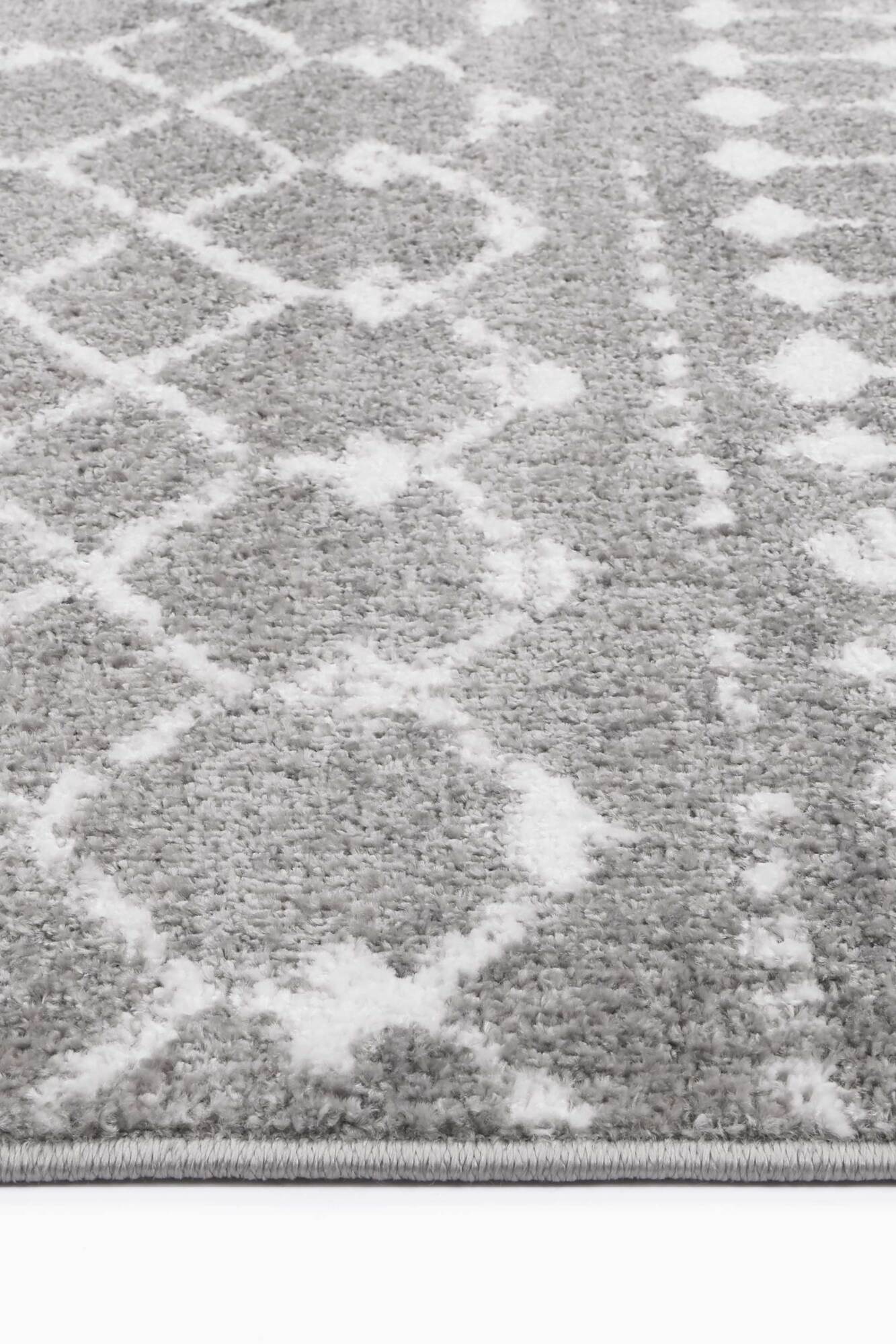 Large View Bello Geometric Tribal Rug
