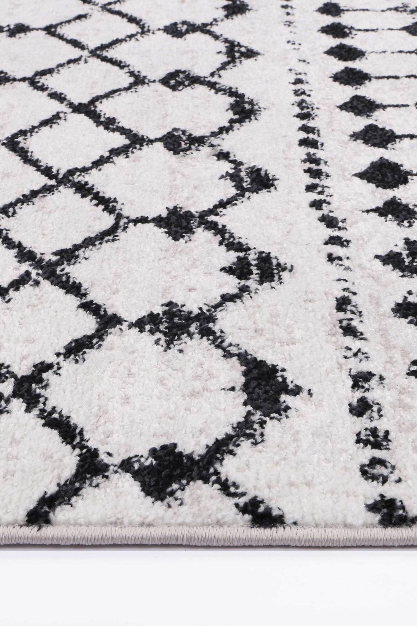 Bello Geometric Tribal Rug