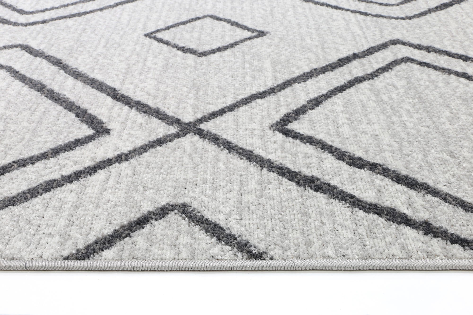 Large View Casa Diamond Pattern Rug