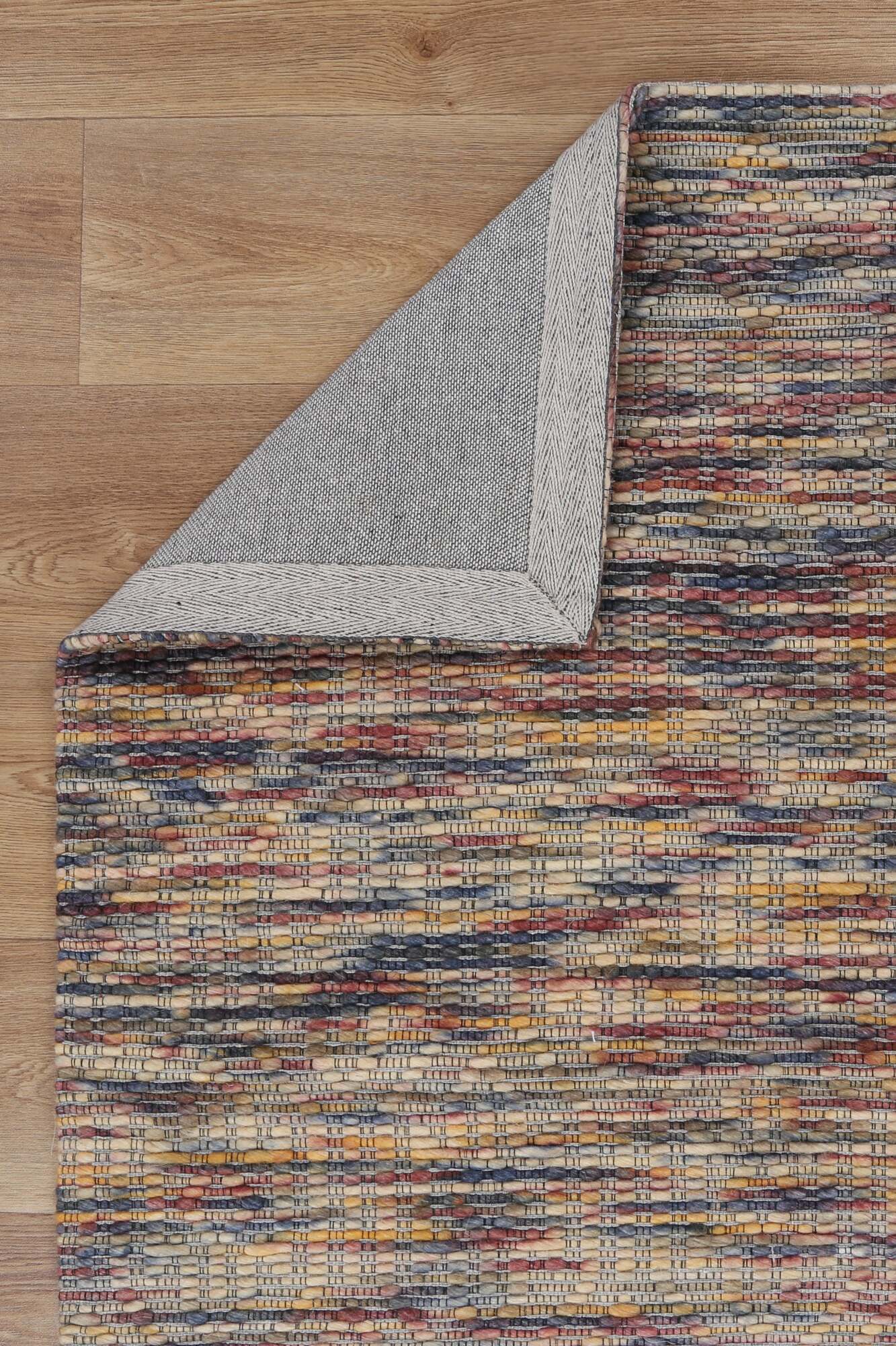 Chea Geometric Wool Rug