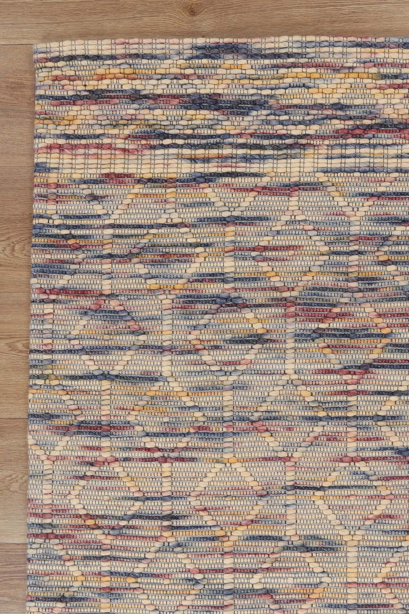 Chea Geometric Wool Rug